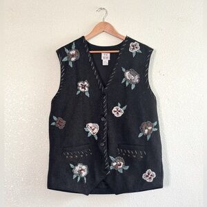 Vintage Together! Vest Large Floral Embroidery Wool Pockets Buttons Cabin Boho